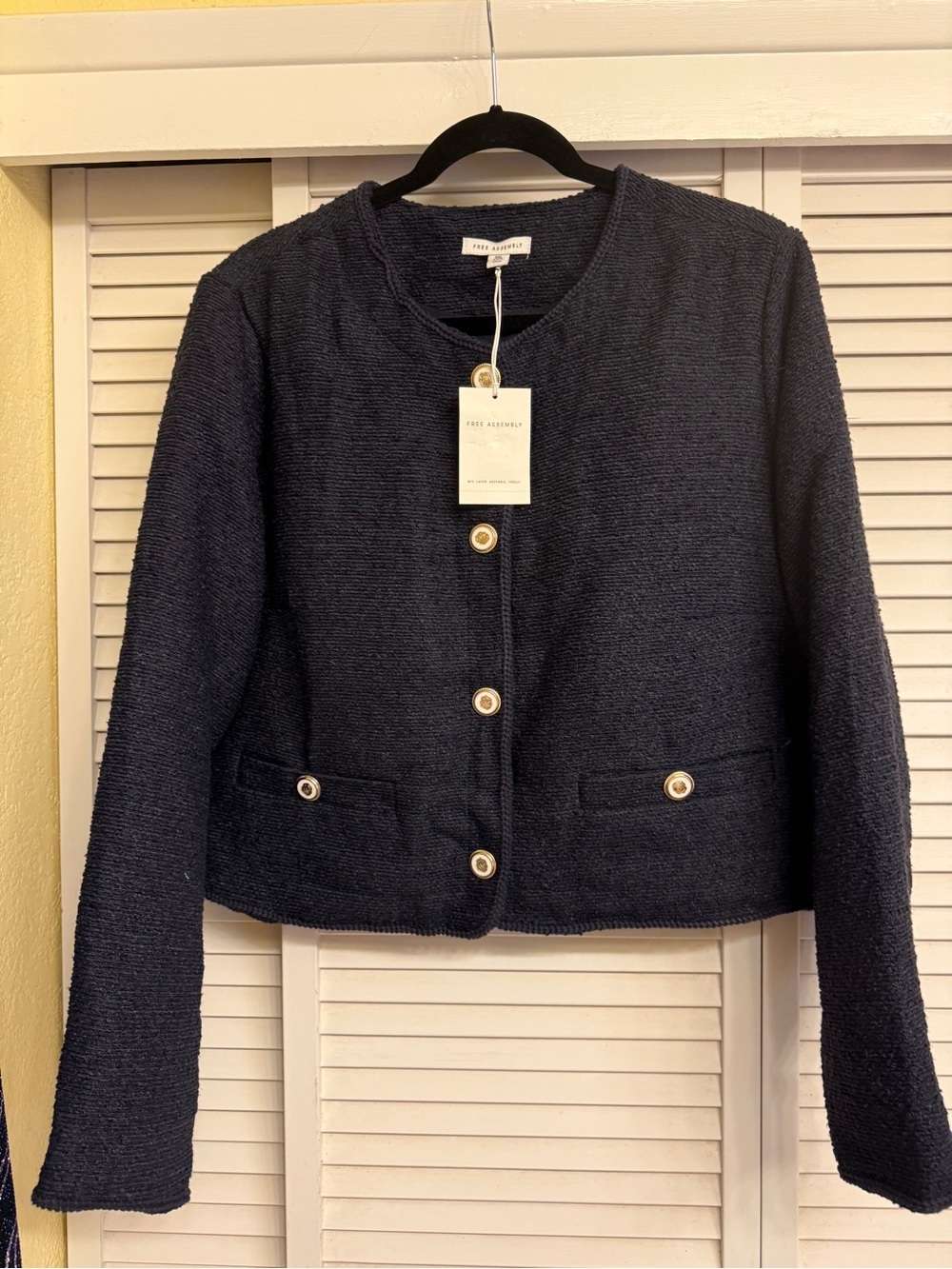 Free Assembly Navy Bouclé Cropped Blazer with Gold Buttons Women’s SZ XXL